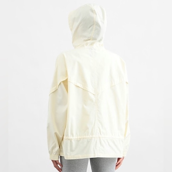 🤎 Nike Icon Clash Pale Vanilla Jacket Size - Picture 2 of 14